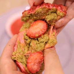 2pcs Strawberry Dubai Chewy Cookies 