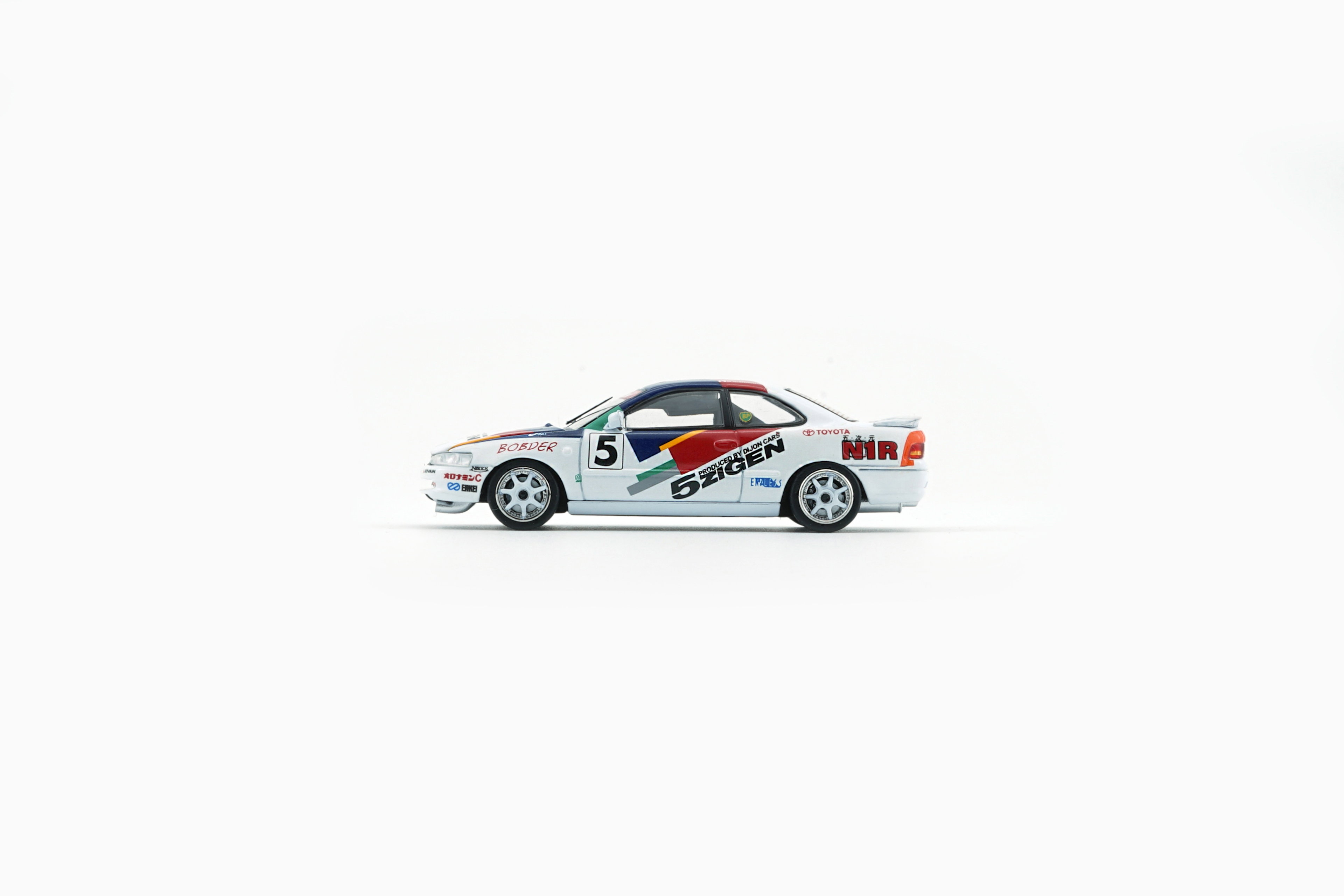 BMC MODEL 1/64 TOYOTA LEVIN 101 - 5ZIGEN_2