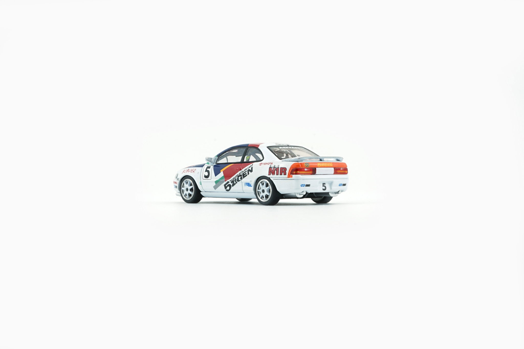 BMC MODEL 1/64 TOYOTA LEVIN 101 - 5ZIGEN_1