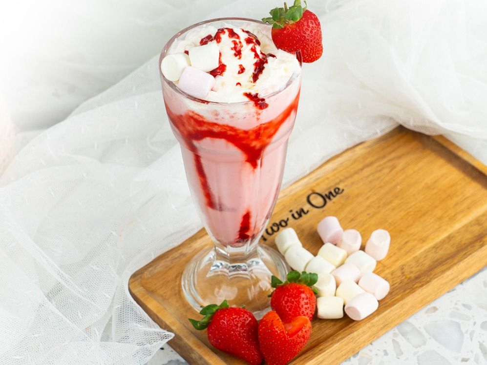 Strawberry Milkshakes
