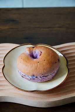 Double Blueberry Bagel 双重蓝莓贝果