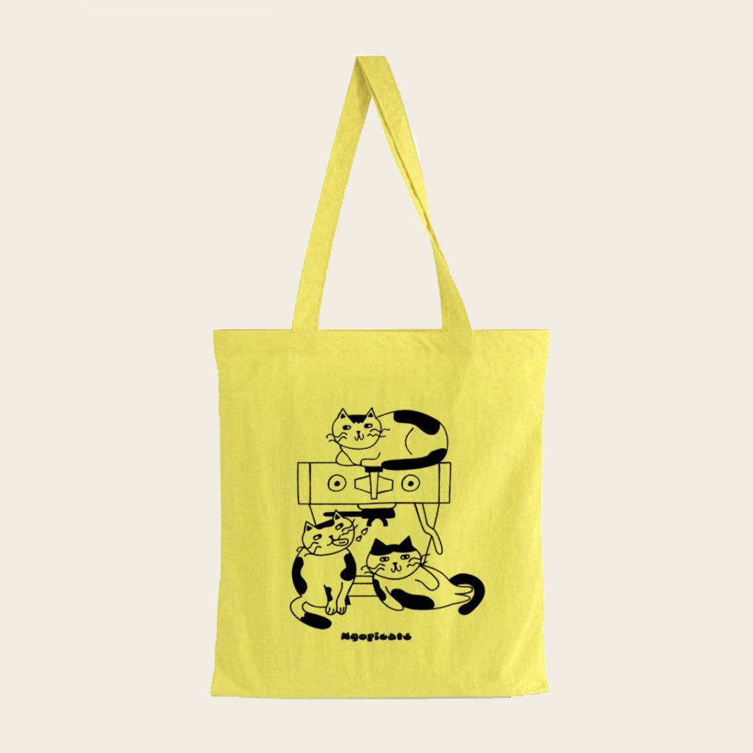 Ngopicats Tote Bag in Banana Yellow_0