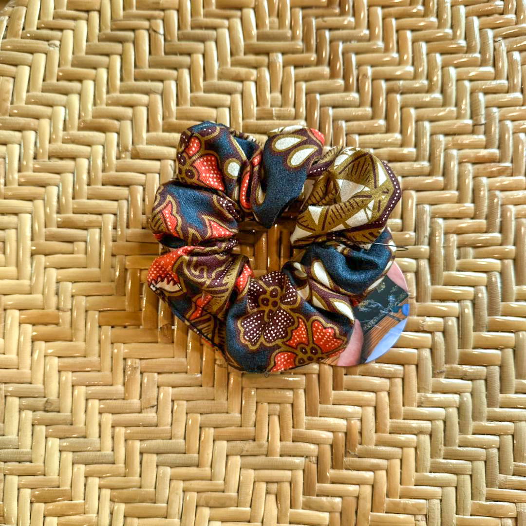 Handmade Batik Scrunchies_2