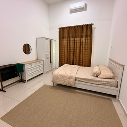 Leyna Homestay Muar