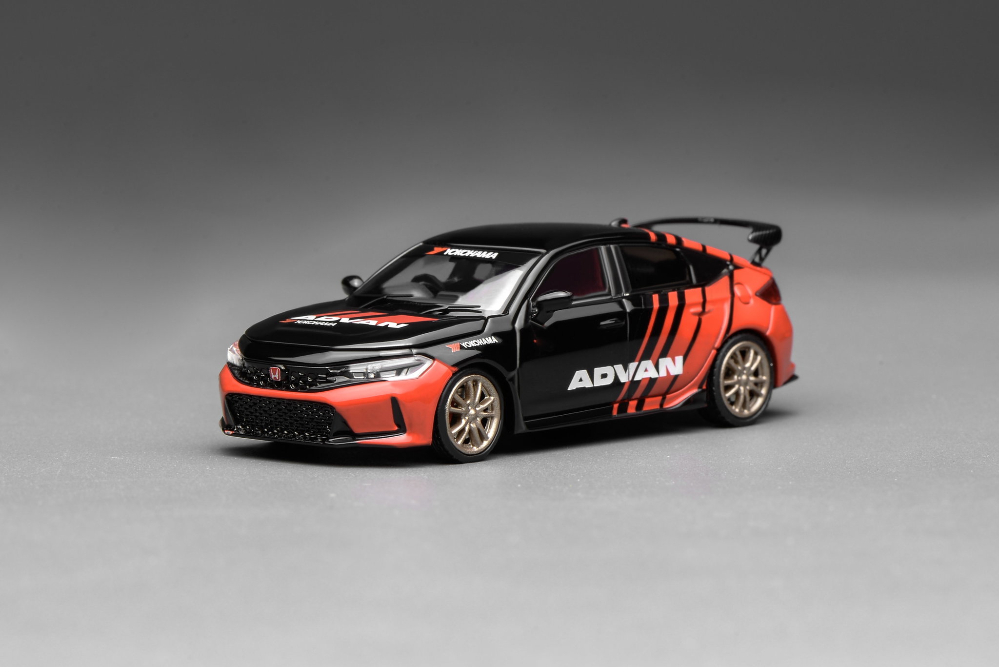 MOTOR HELIX MODEL 1/64 HONDA CIVIC TYPE-R (FL5) - ADVAN_3