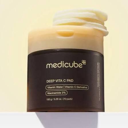 Medicube deep vit c pads ميدكيوب بادز فيتامين سي