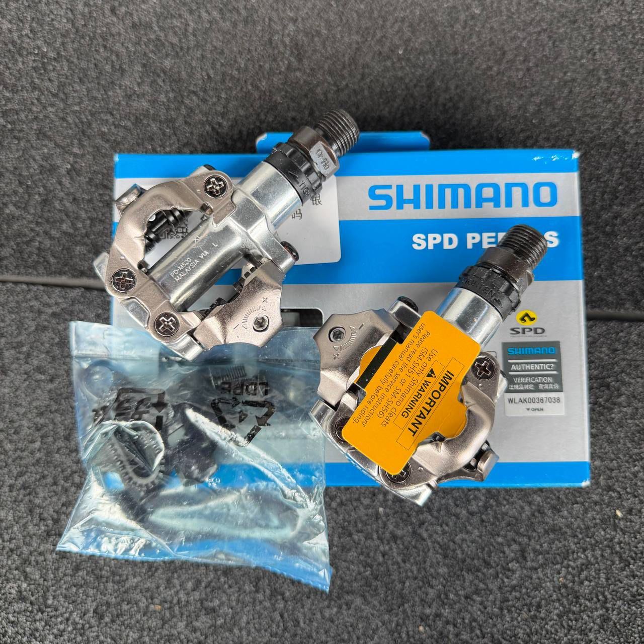 Shimano PD-M520 SPD MTB Pedals (Silver)_0