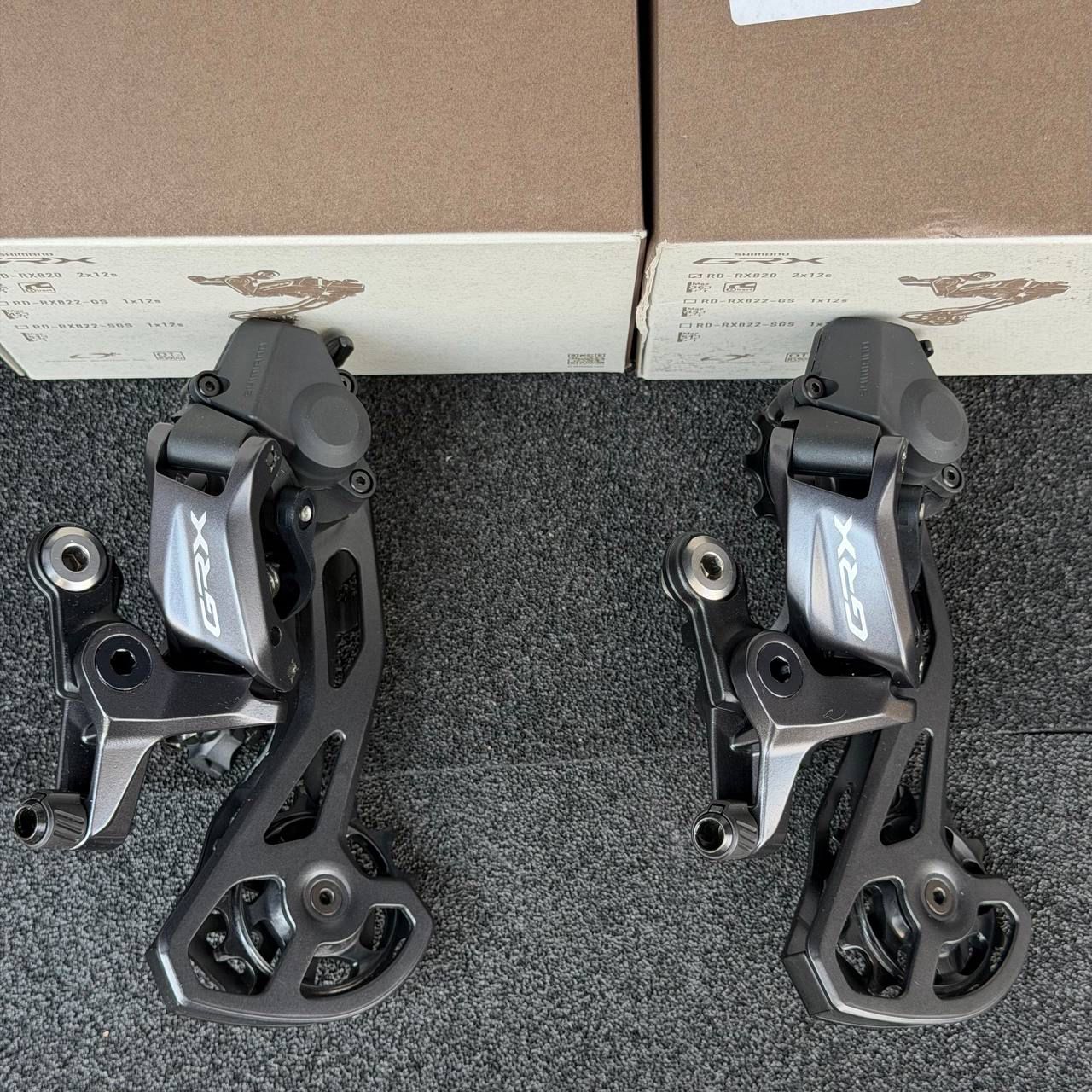 Shimano GRX RD-RX820 12-Speed Rear Derailleur (Shadow RD+)