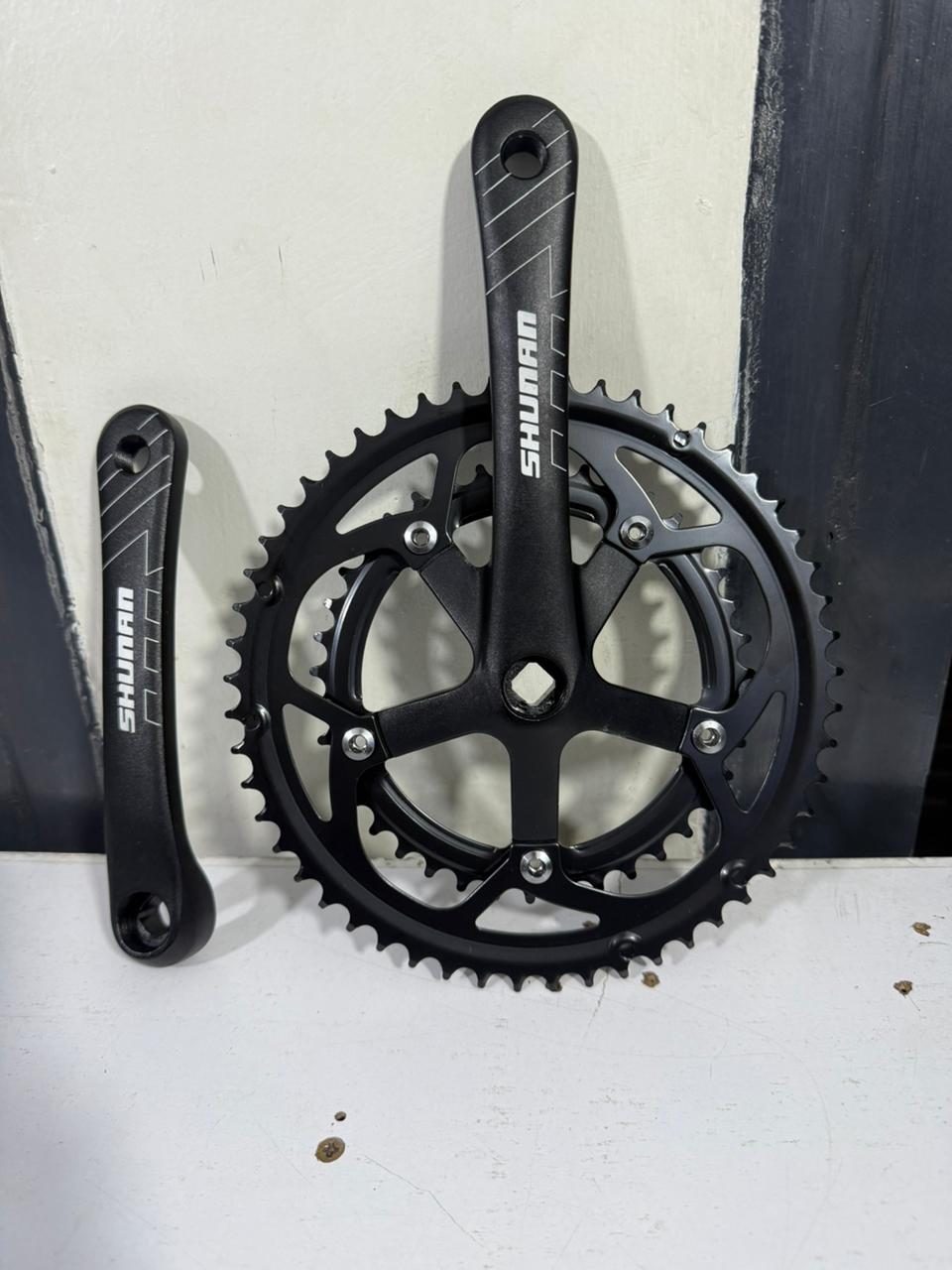 Shunan Road Bike Crankset (52/39T – BCD 110mm)