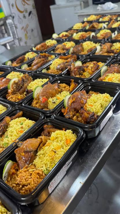 PARTY COMBO 50 PEOPLE (JOLLOF/FRIED RICE/CHICKEN 