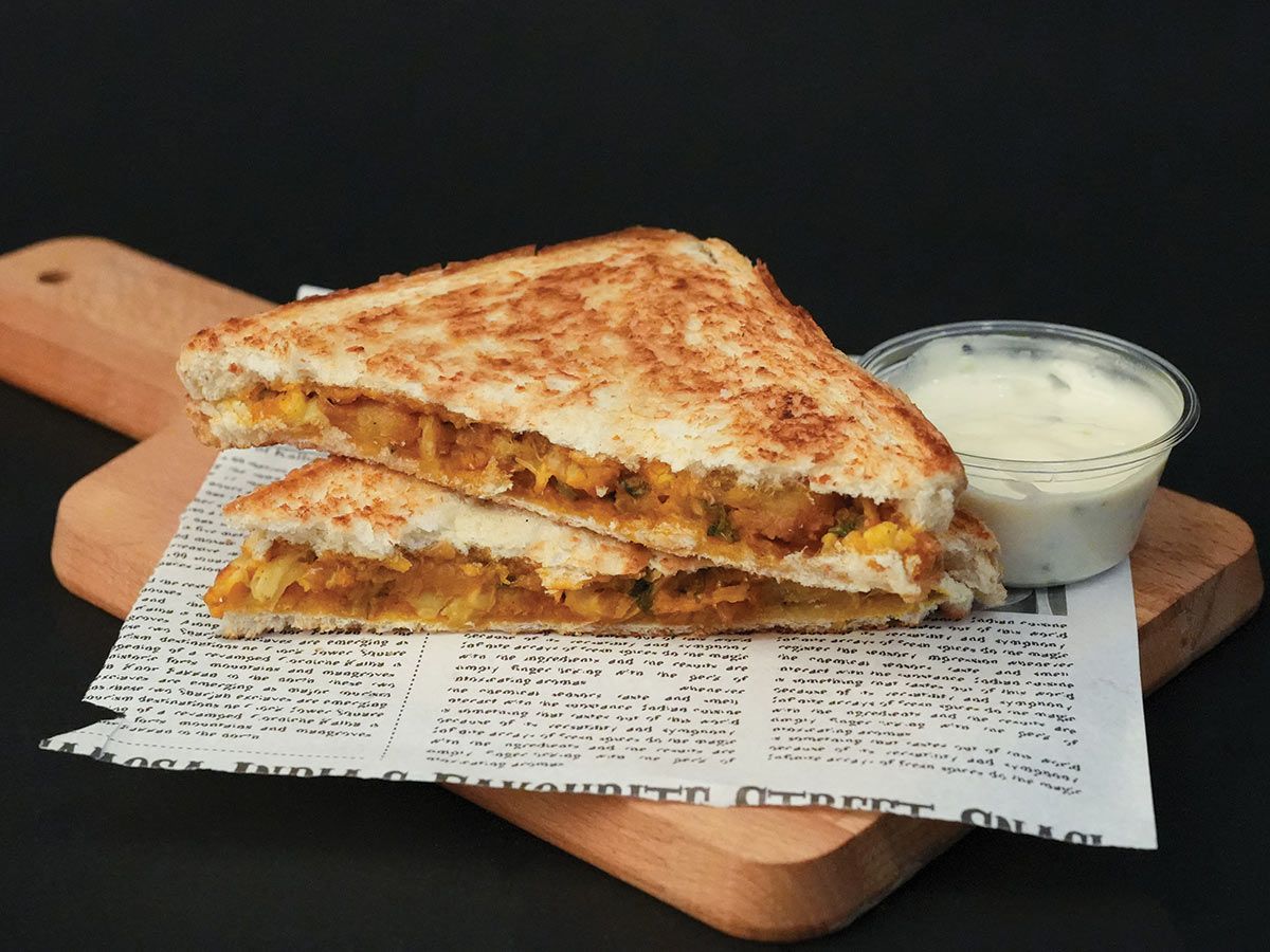 Toasted aloo gobi sandwich_0