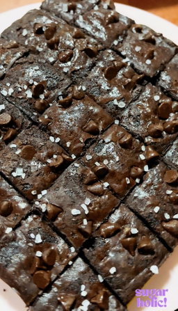 8” Fudgy Brownies