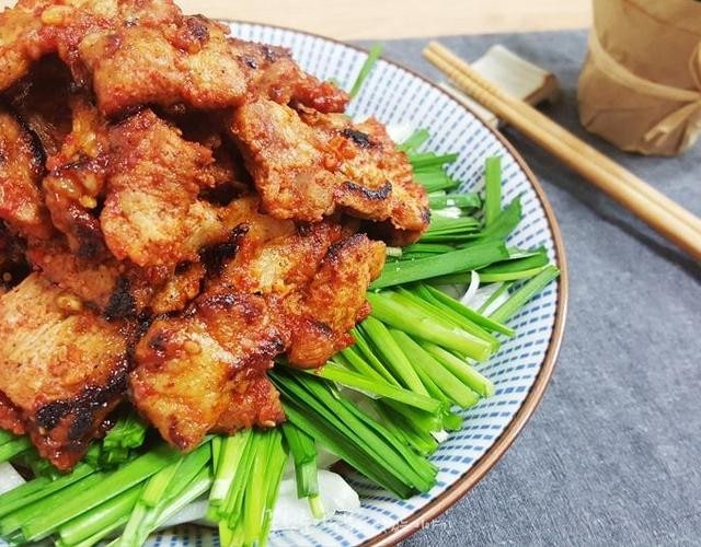 고추장 양념 목살 / MARINATED PORK SHOULDER (SPICY SAUCE) 1KG