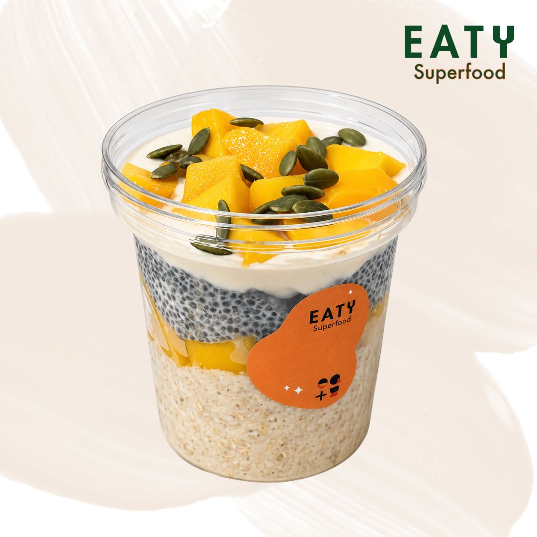 Mango Spirulina Overnight Oat (397kcal)