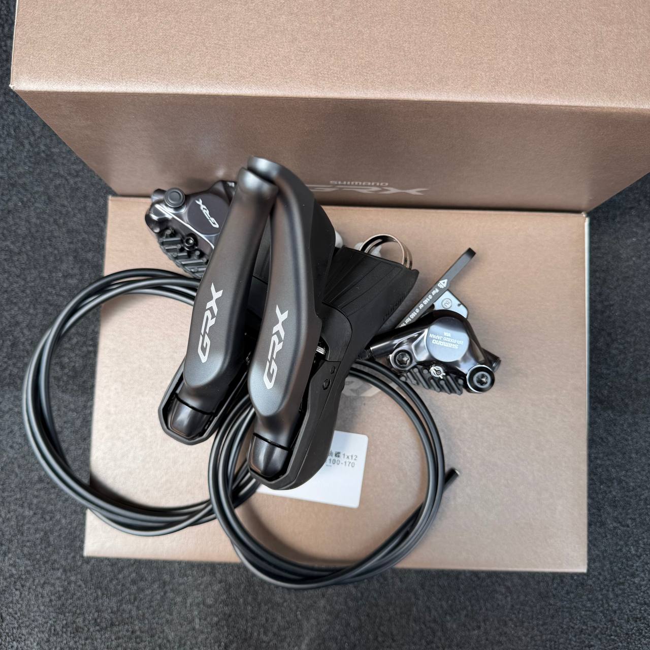 Shimano GRX ST-RX820 / BR-RX820 Hydraulic Disc Brake & Shifter Set (2x12-Speed)