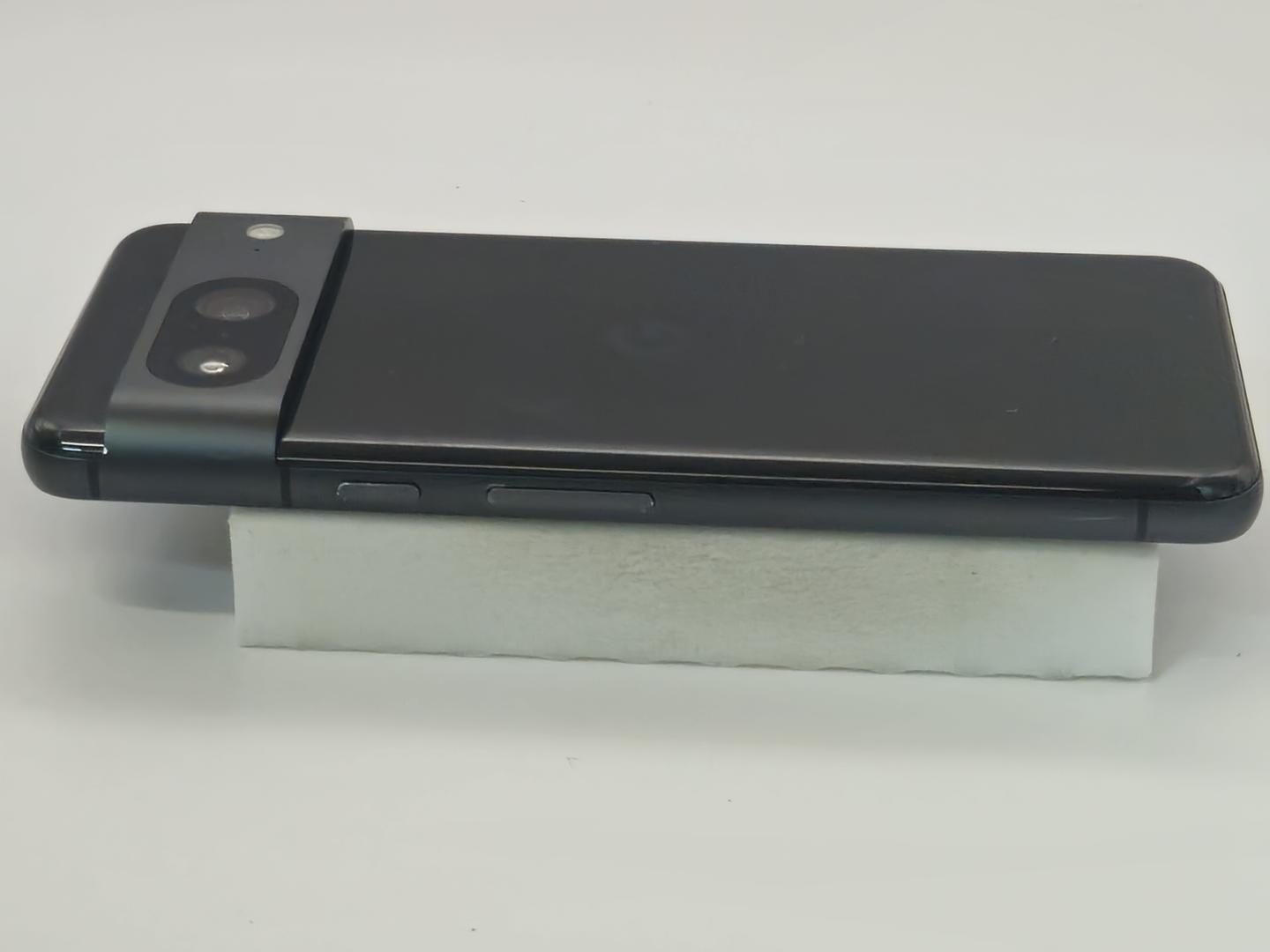 Google Pixel 8_3