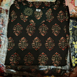Short Kurtis