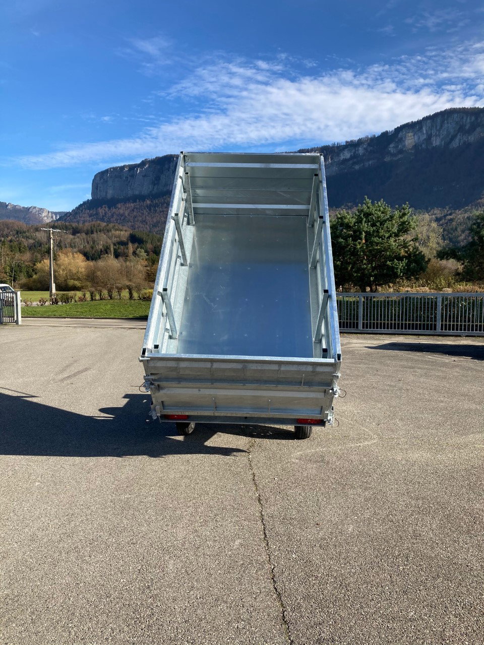Remolque volquete hidráulico – 2 ejes_2
