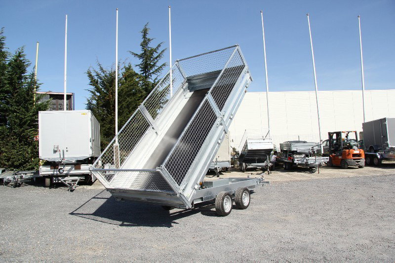 REMOLQUE CON CAJA BASCULANTE HIDRÁULICA LIDER 39614 PE
