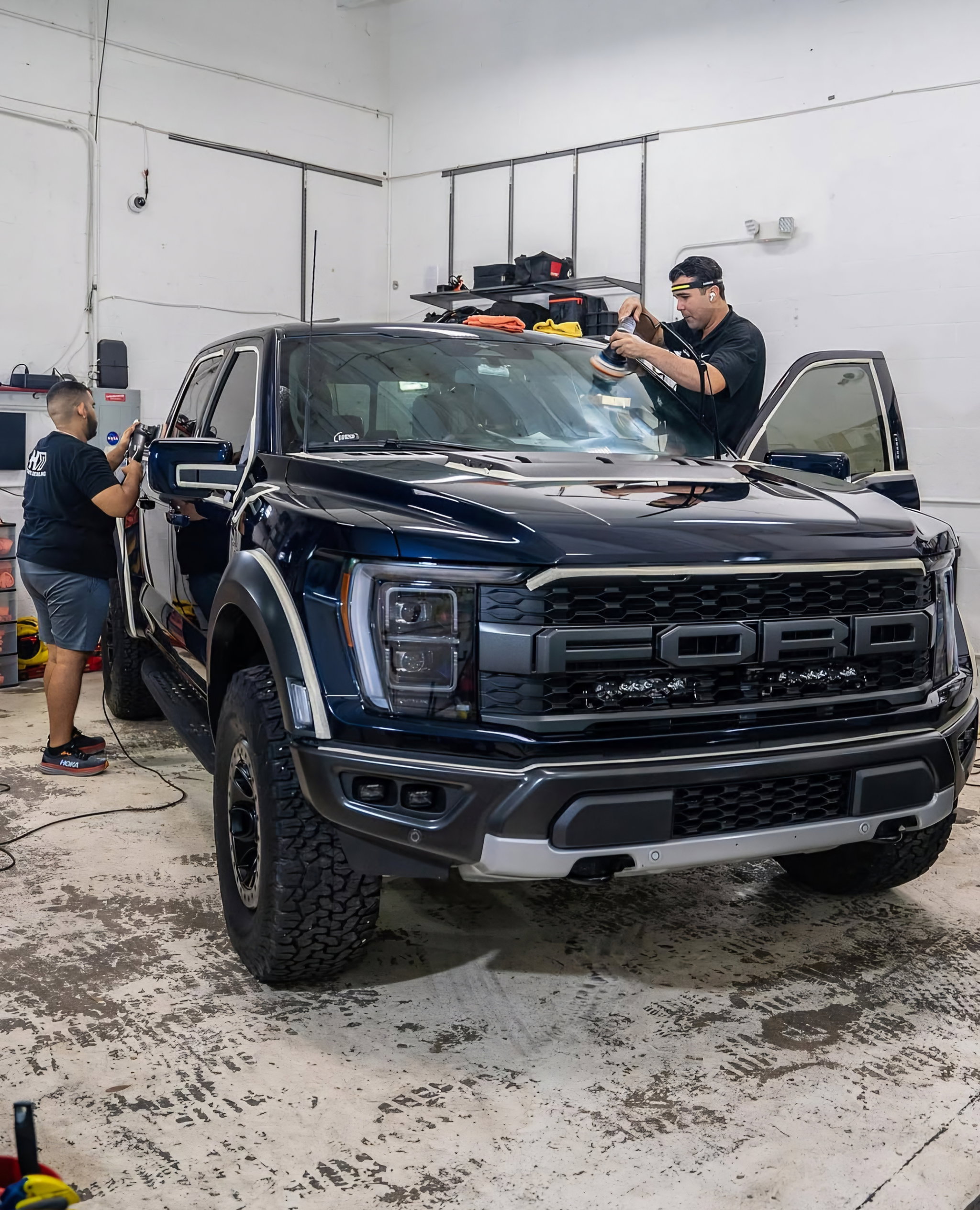 Vehicle Waxing_2