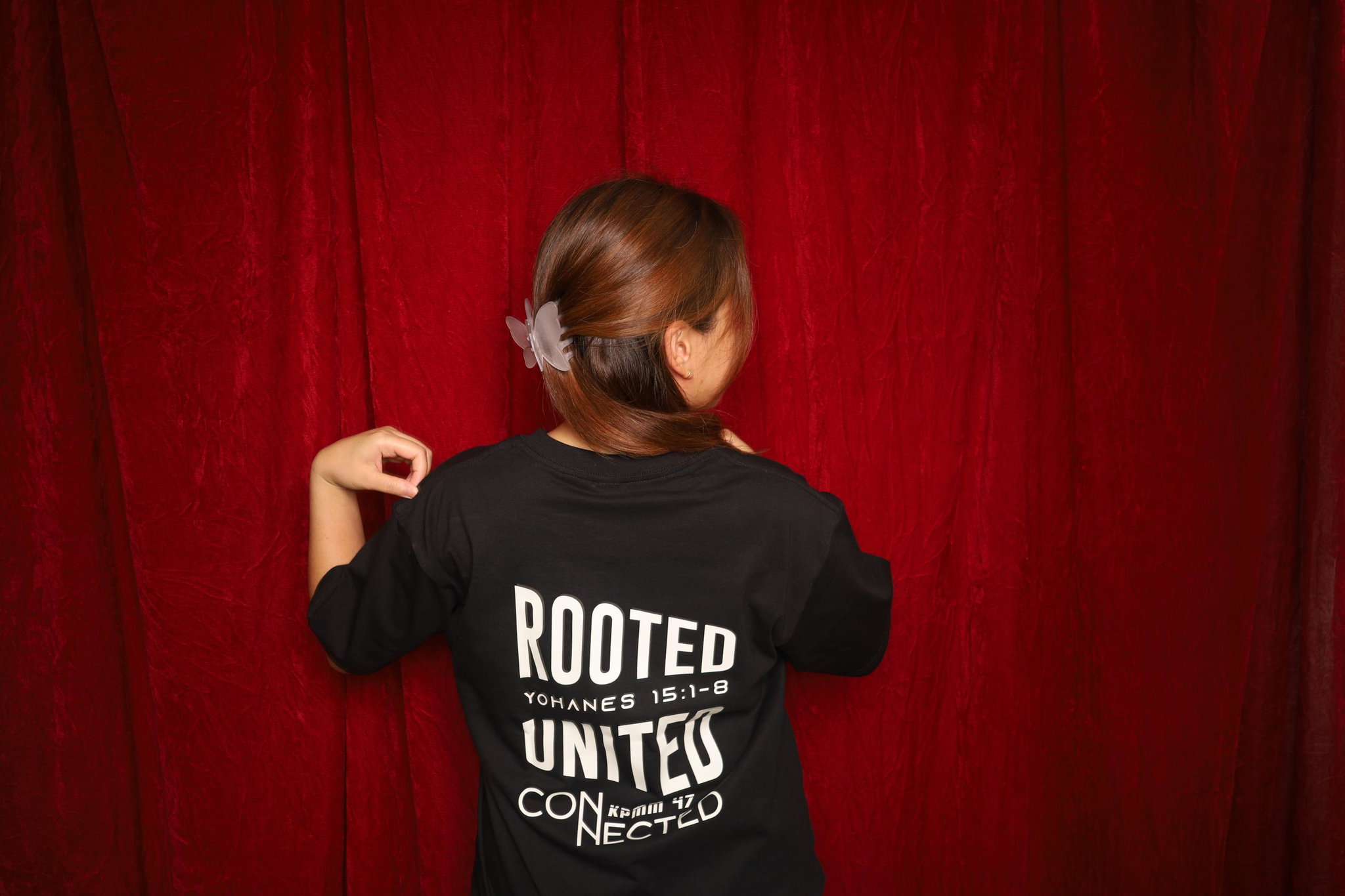 CONNECTED GLOW IN THE DARK BLACK TSHIRT _3