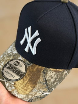 9FORTY A-Frame - NY Yankees 100th Anniversary 1903-2003