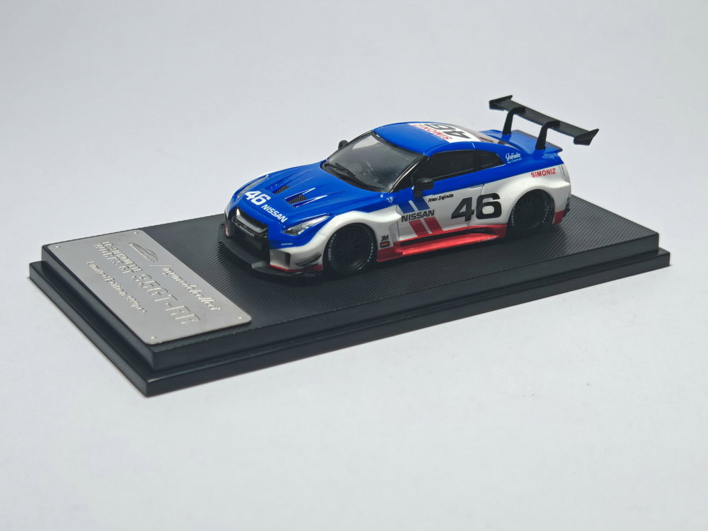 MODEL COLLECT 1/64 SKYLINE GTR (R35) LIBERTY WALK_2