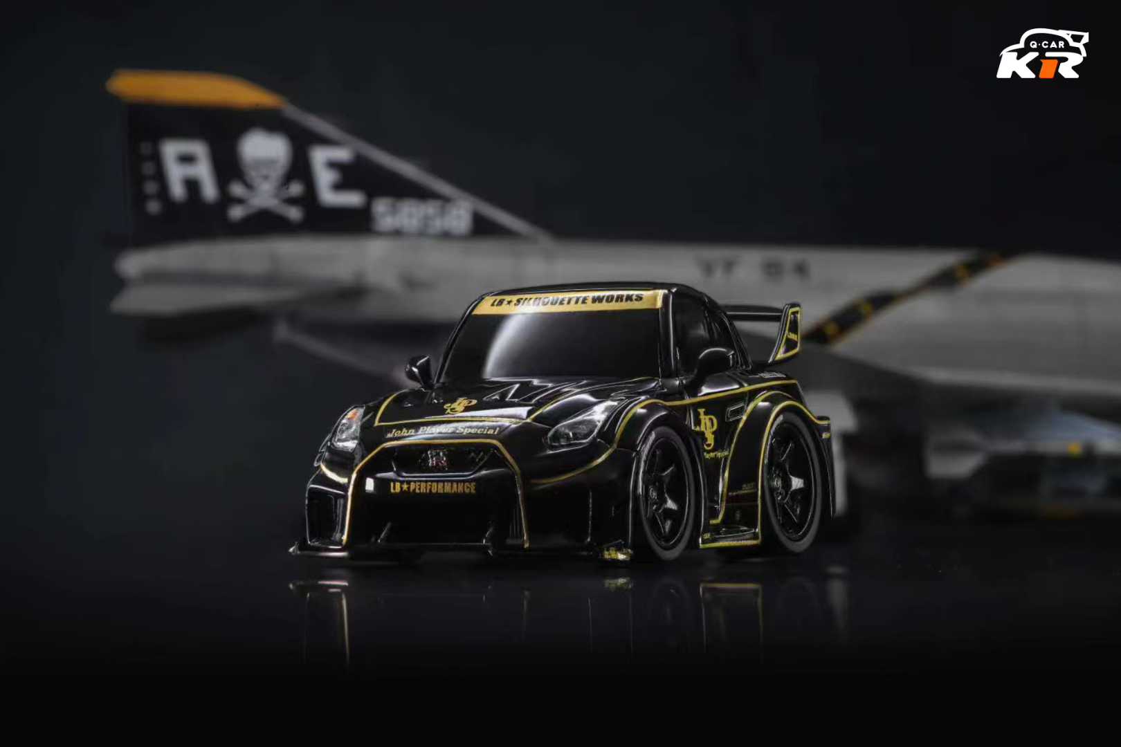 KR Q MODEL 1/64 SKYLINE R35 WIDEBODY (RESIN)_2