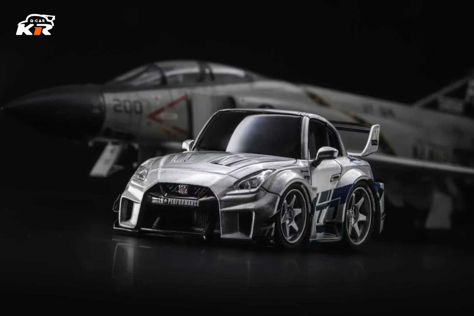 KR Q MODEL 1/64 SKYLINE R35 WIDEBODY (RESIN)_4