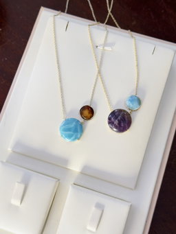 Esencia Necklace 💜🩵