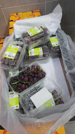 Imported Grapes | Seedless