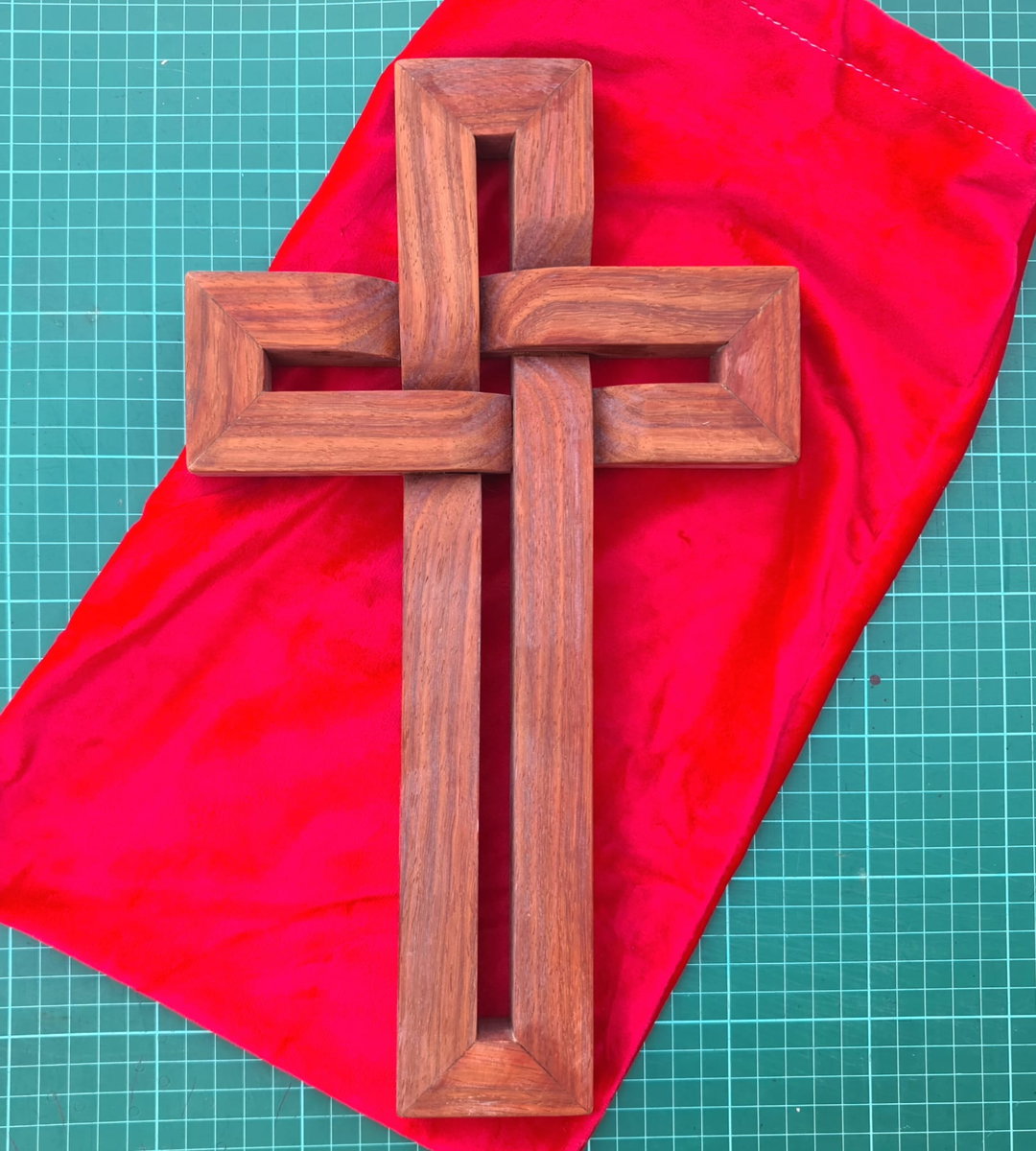 Red Rosewood Woven Cross