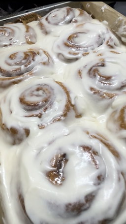 Cinnamon Rolls 