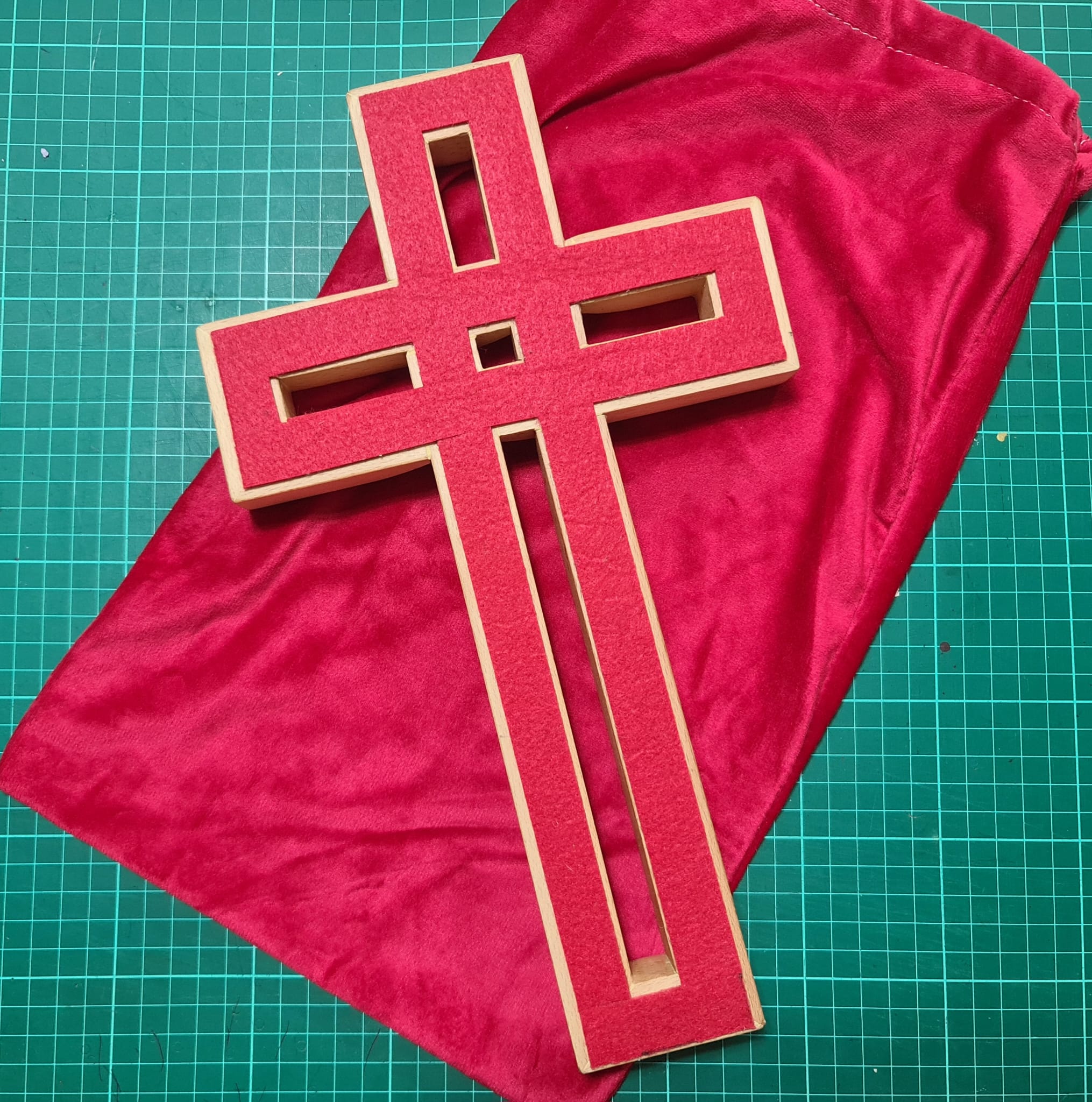 Beech Wood Woven Cross_1