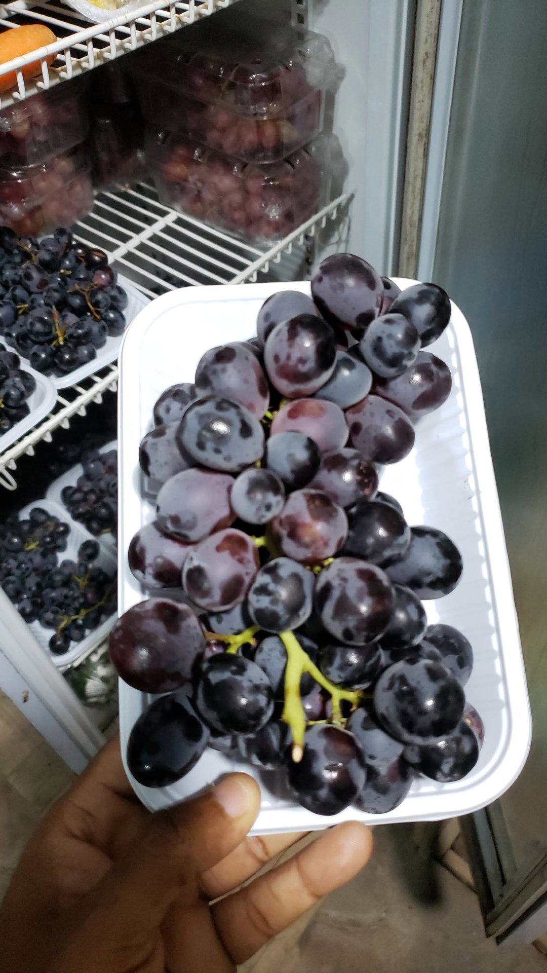 Grapes Local seeded
