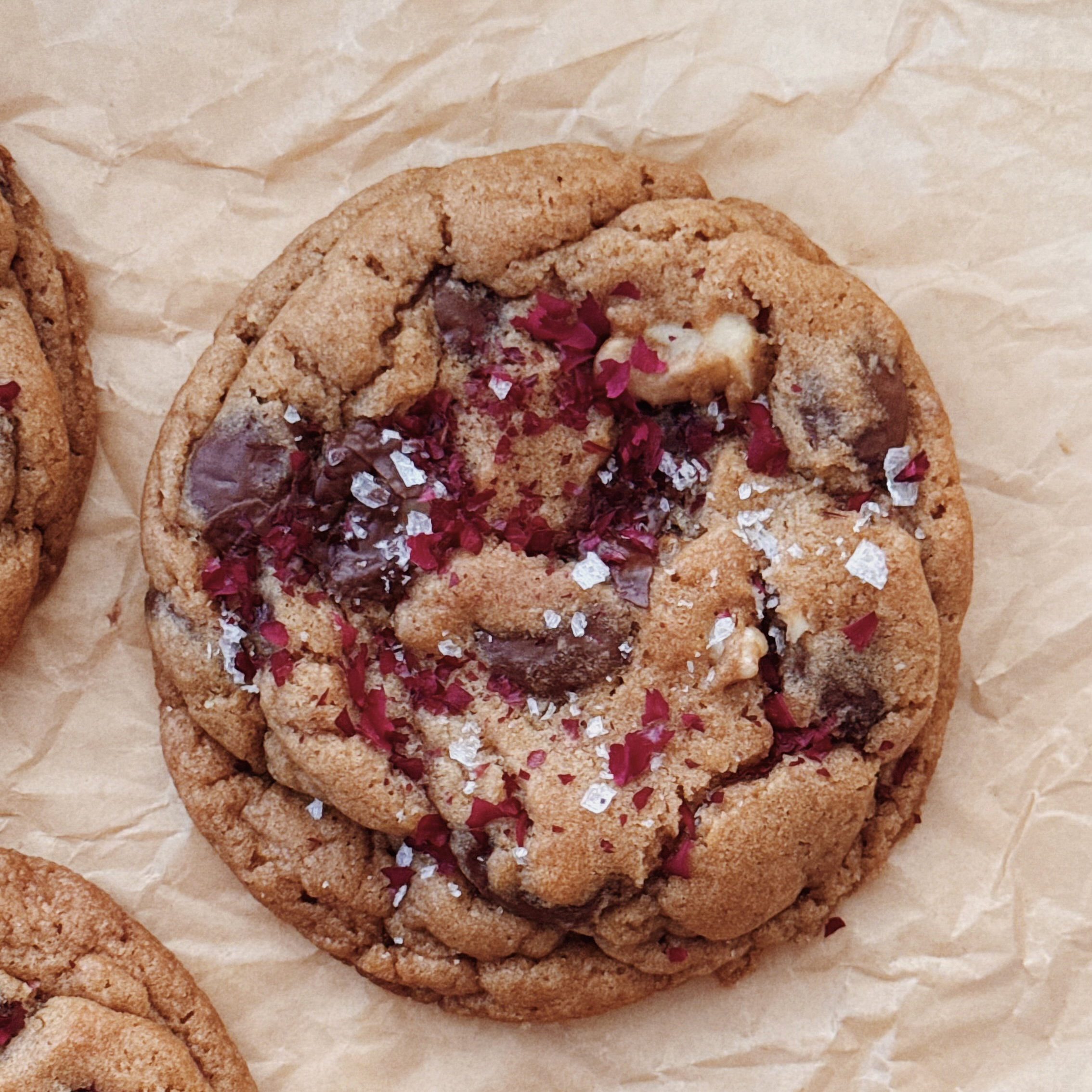 Rose & Dark Chocolate Cookies