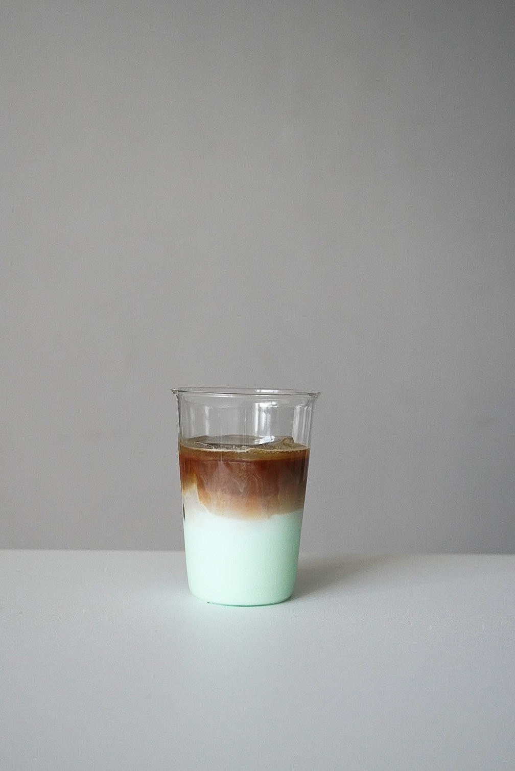 Minty Iced white _0