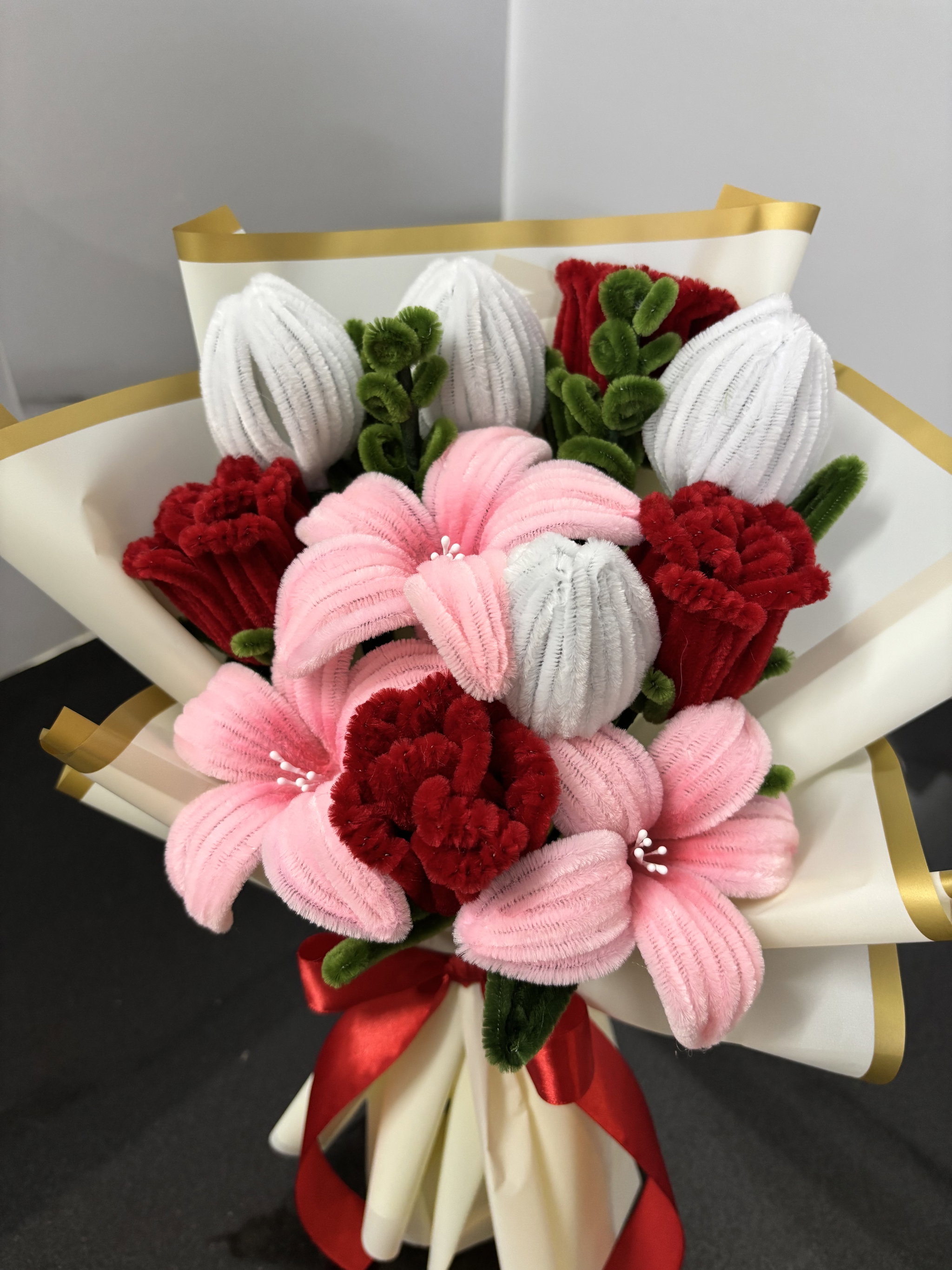 Red love bouquet_1