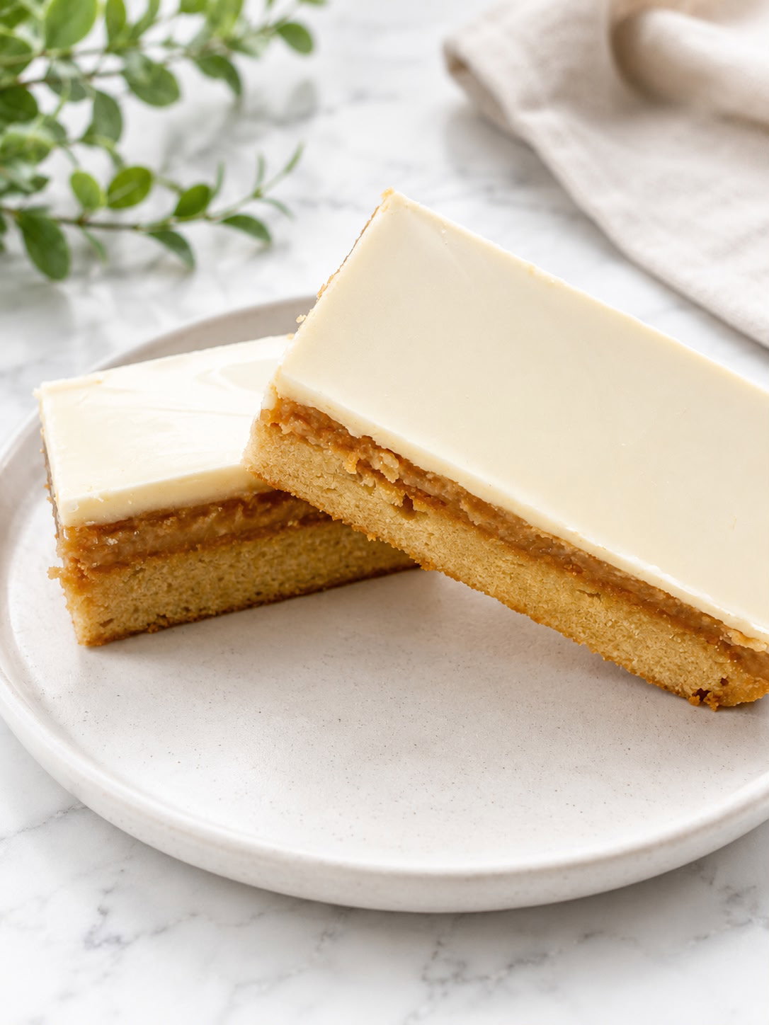 Creamy Dreamy White Chocolate Blondie Millionnaire