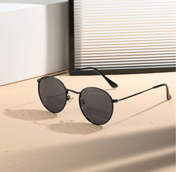 Unisex Polarised Round Sunglasses (Black)