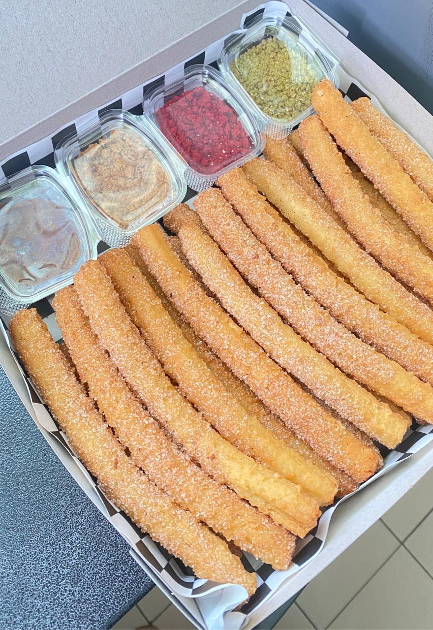 HAPPY TREAT BOX