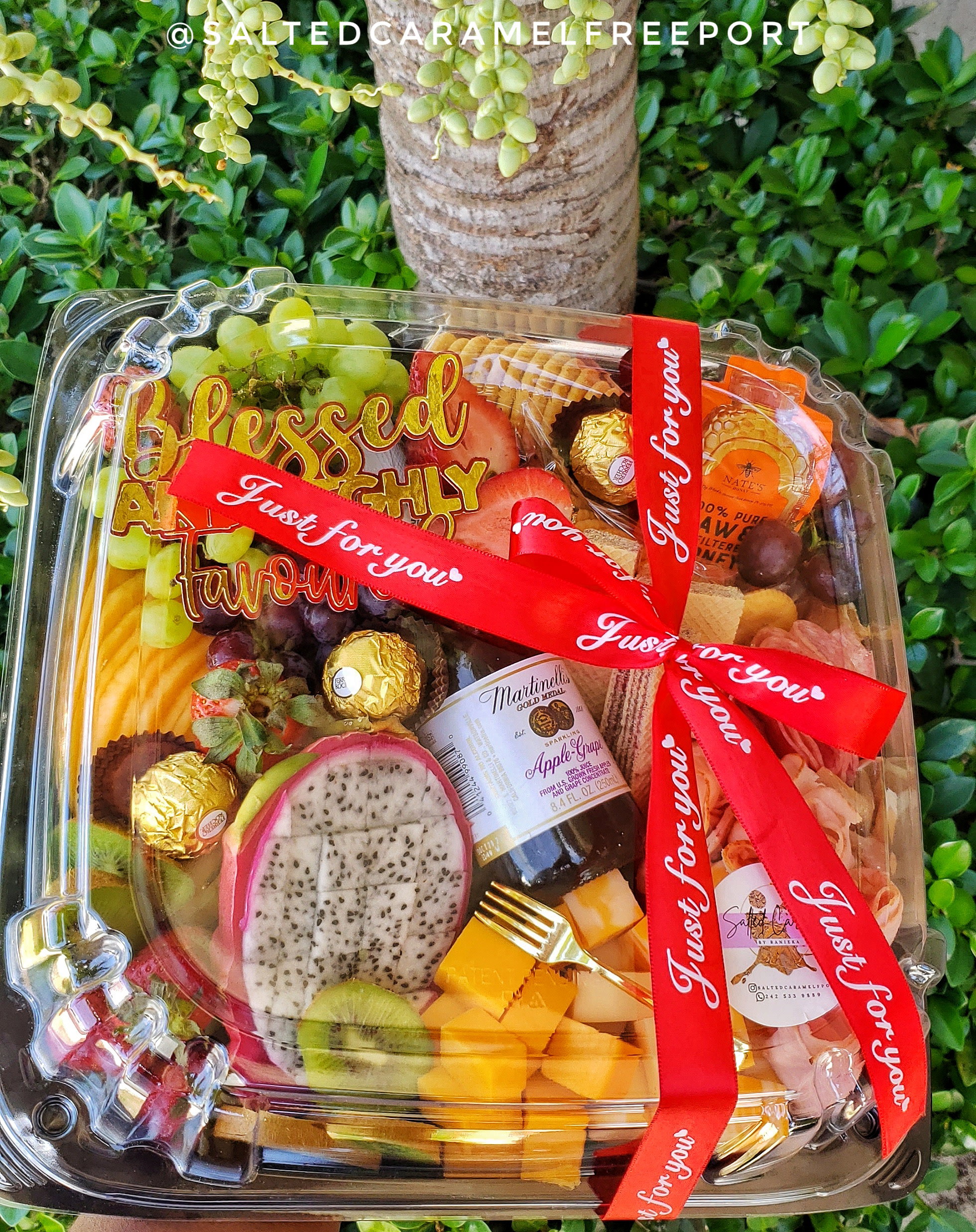 Charcuterie Box_1