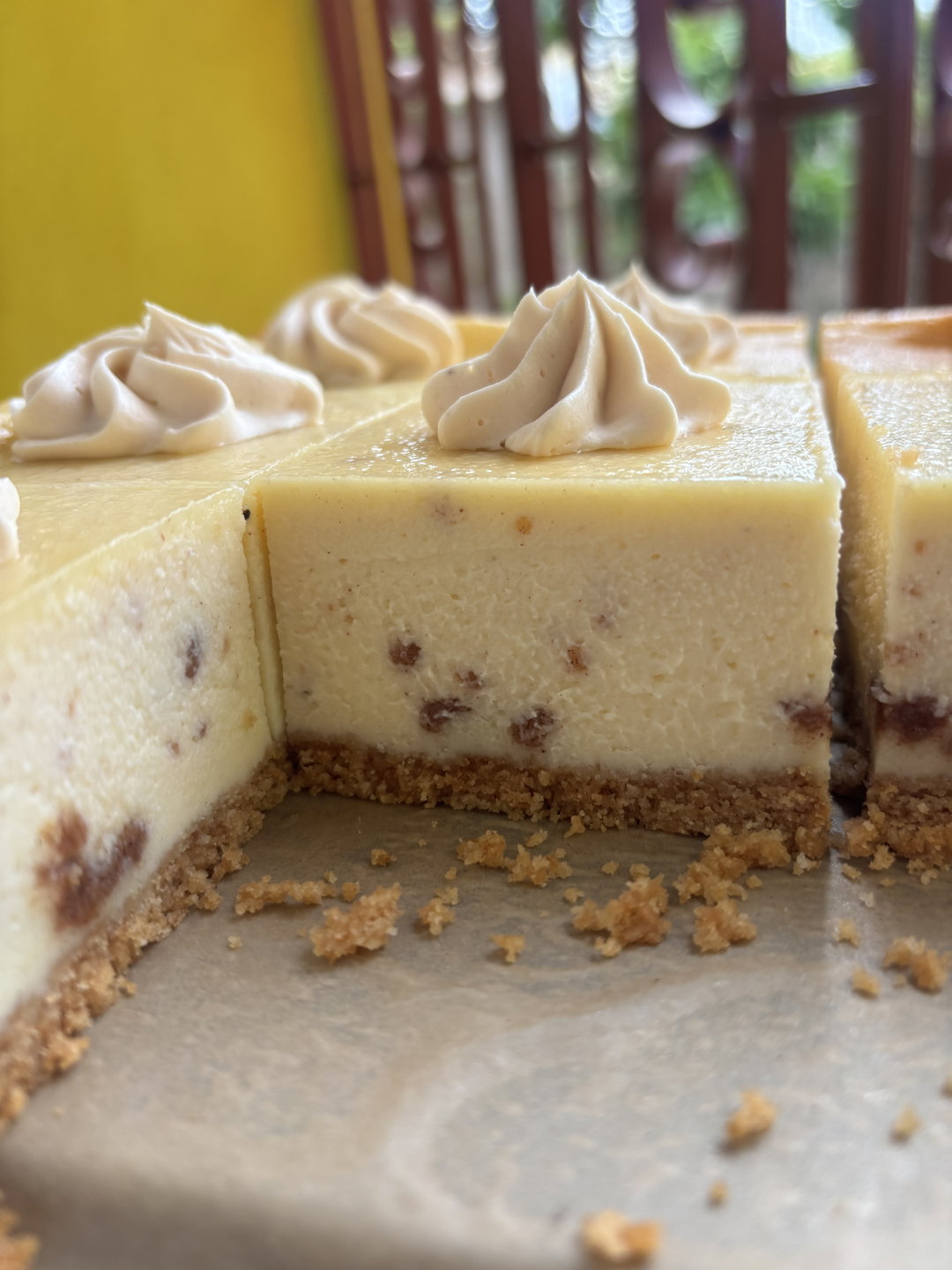 Cinnamon Swirl Cheesecake Bar