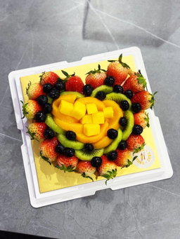Fresh Mixed Fruit Tart, Heart 7.5"