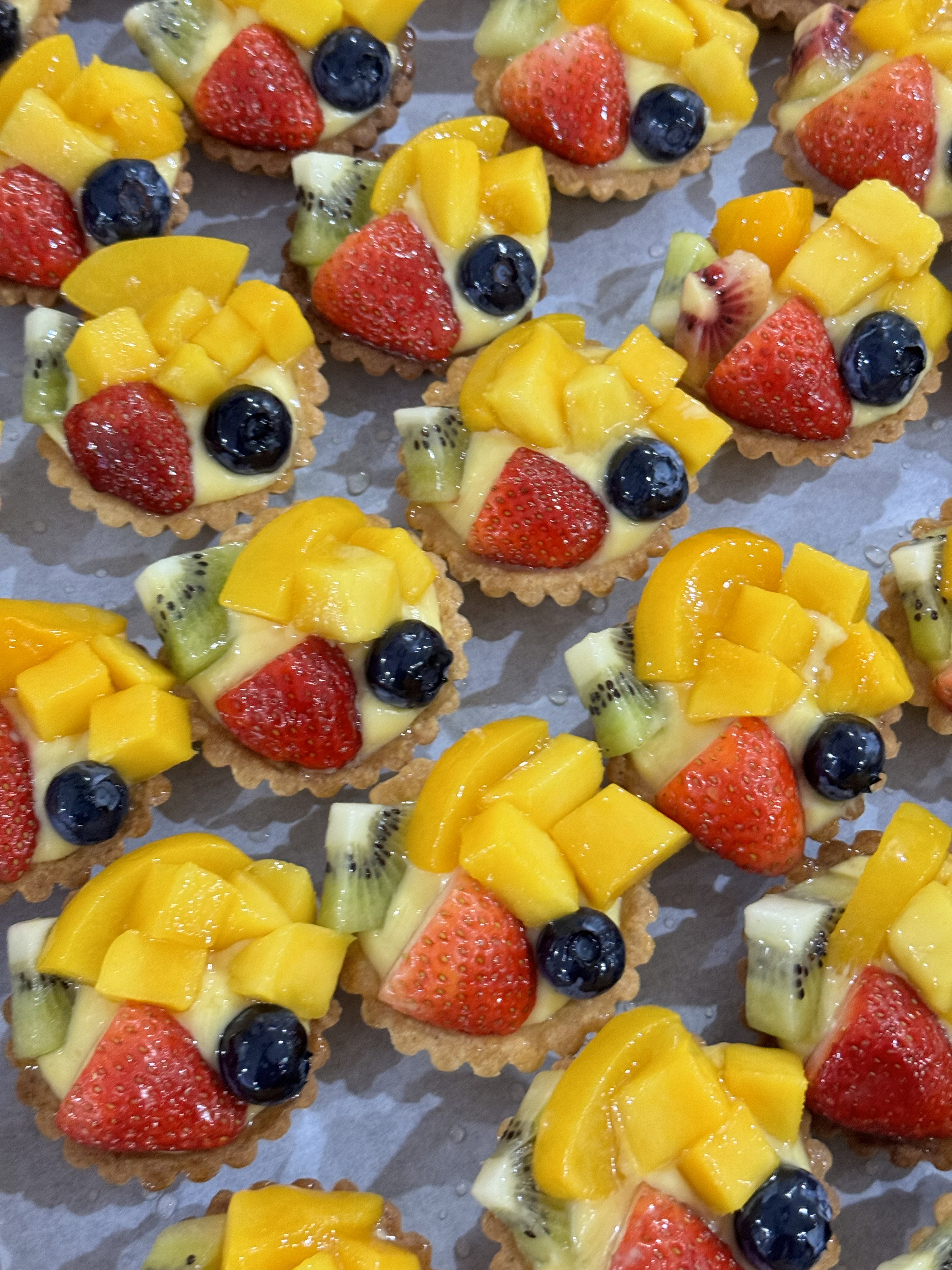 Fresh Mixed Fruit Tart, Small