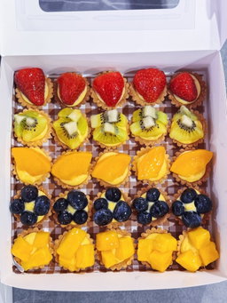 Fresh Mixed Fruit Tart, Minis