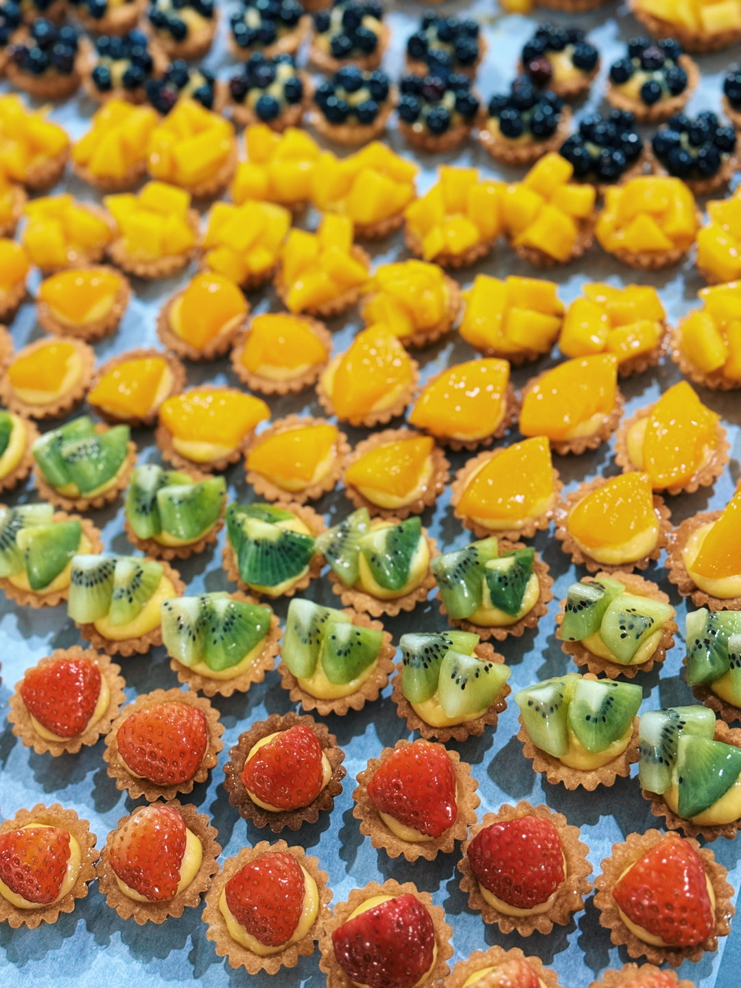 Fresh Mixed Fruit Tart, Minis
