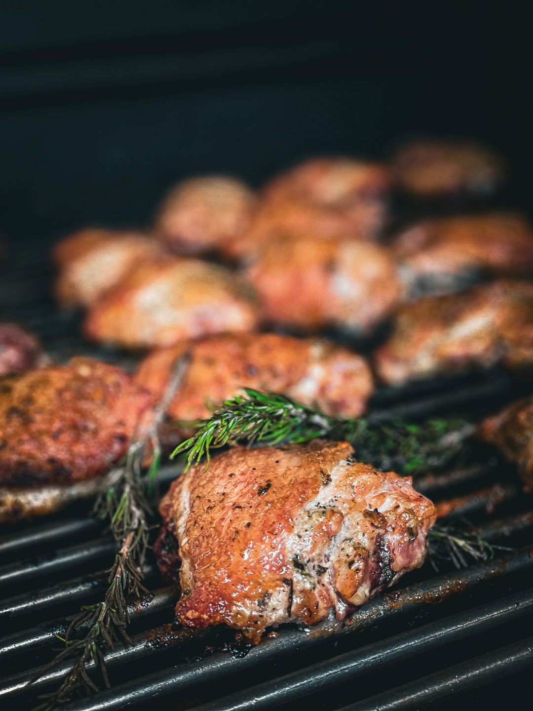 SMOKED GARLIC ROSEMARY CHICKEN (PRE-ORDER)
