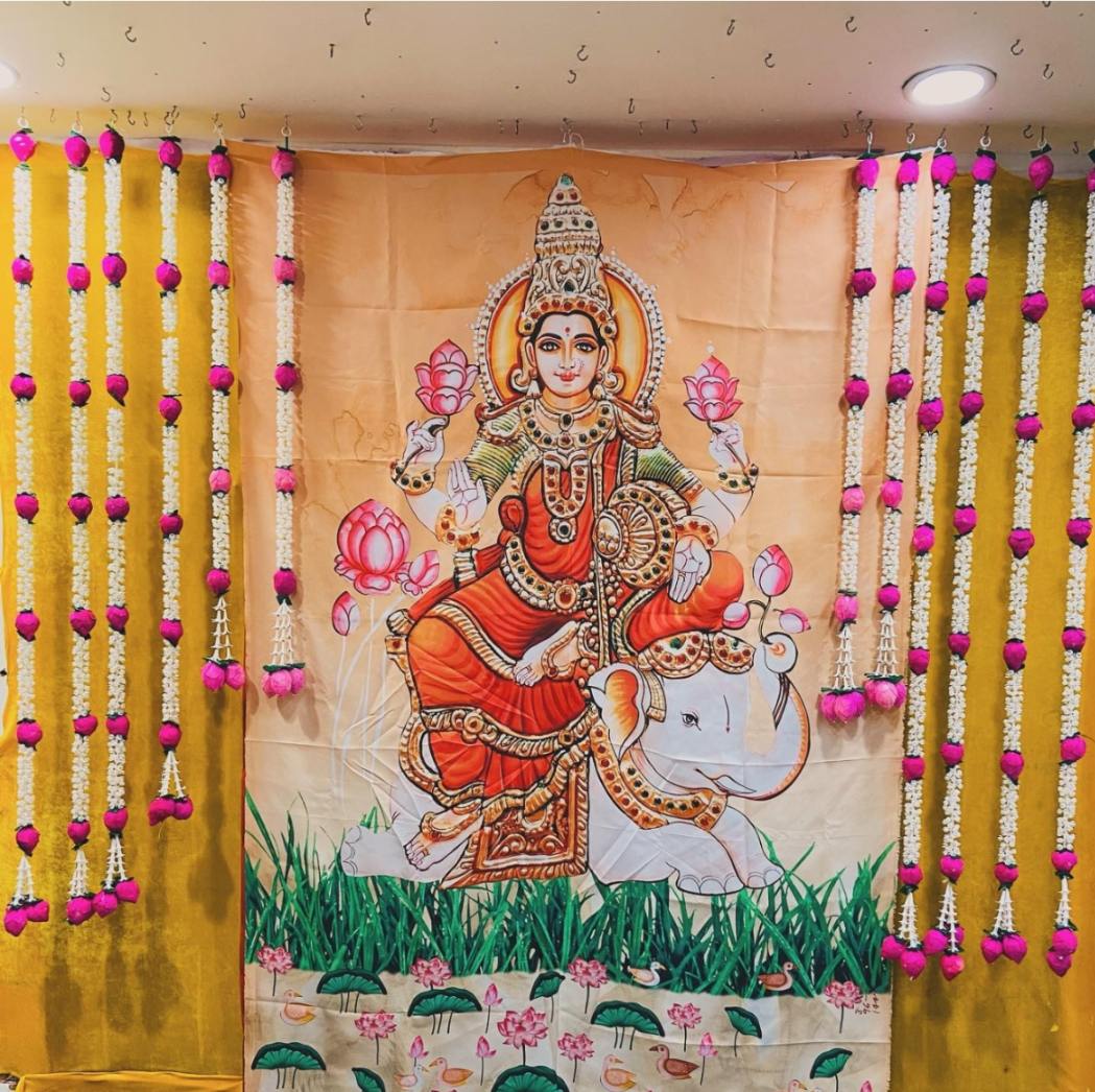 Sharu Space Lakshmi Devi Backdrop Combo