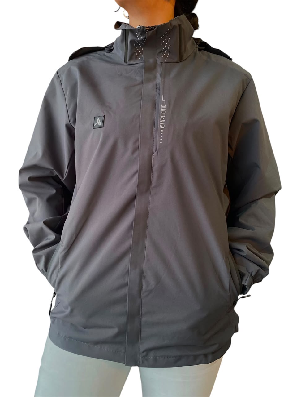Chaqueta impermeable negra 